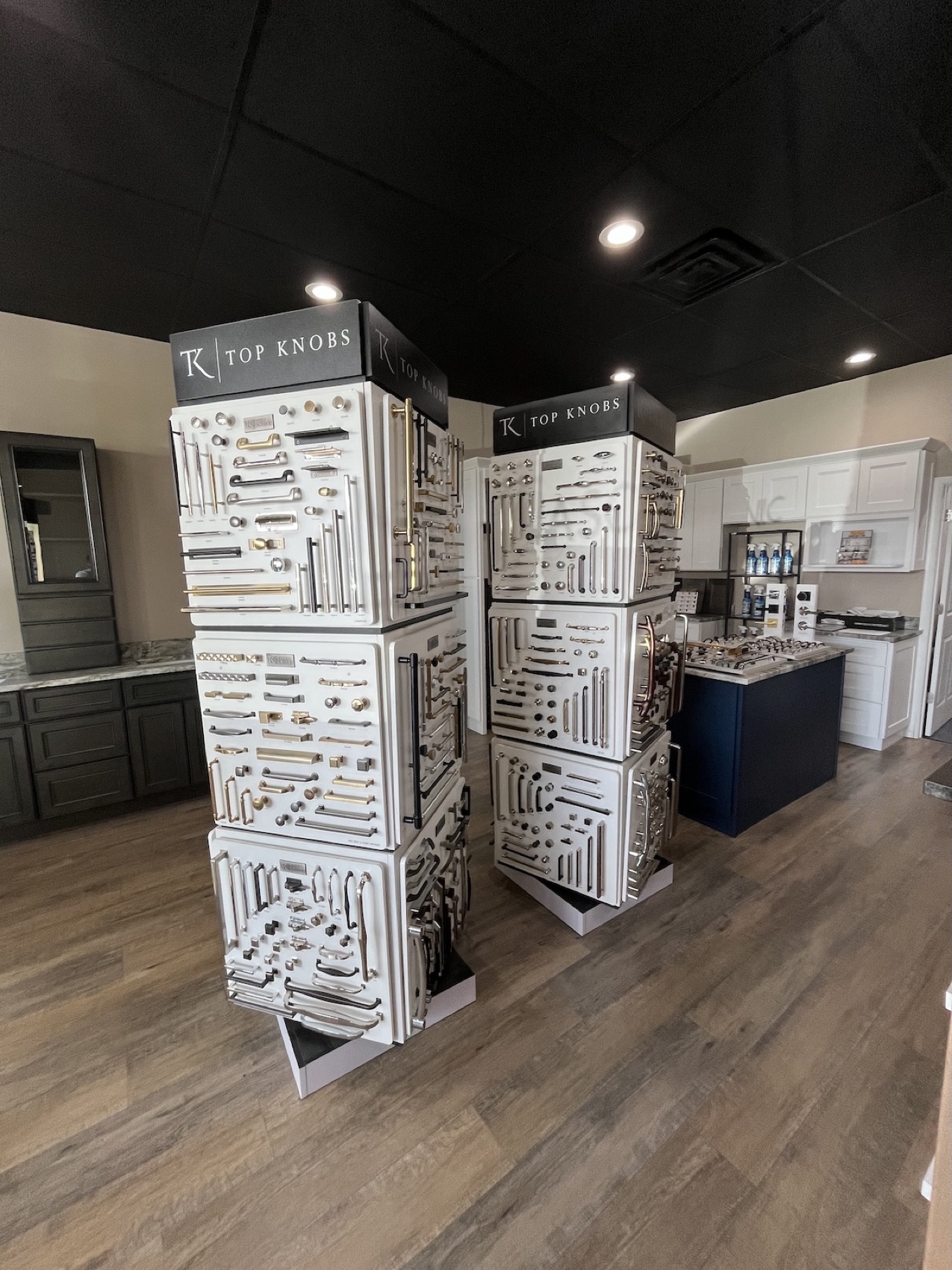 Cabinet Hardware